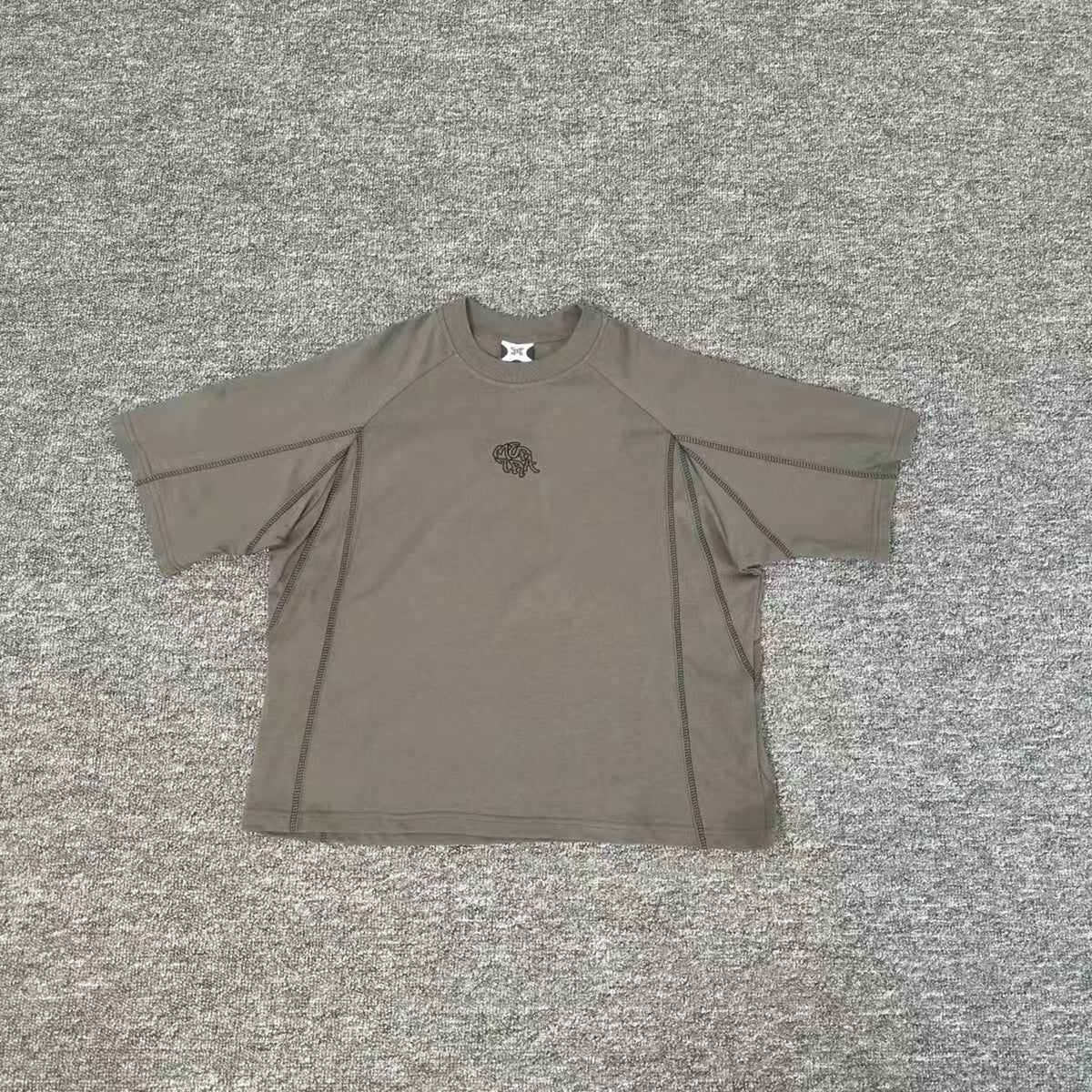 Mertra Seam-Detailed Mesh Panel Raglan Tee - Olive Grey